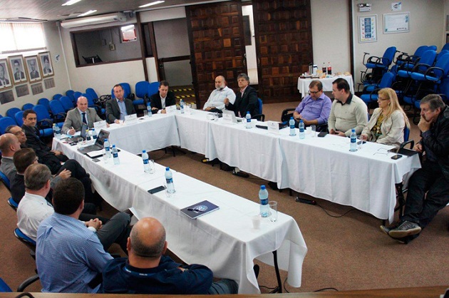 Reunião alinha procedimentos para Creas da Região Sul