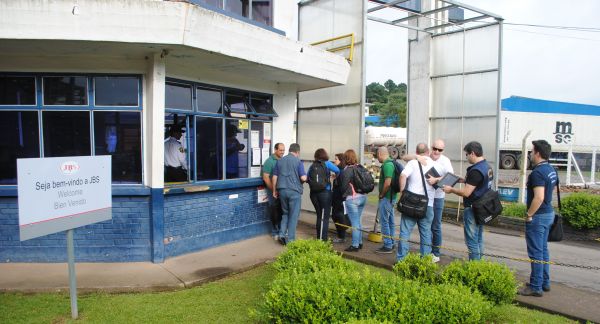 Começa operação da força-tarefa do MPT na JBS em Caxias do Sul