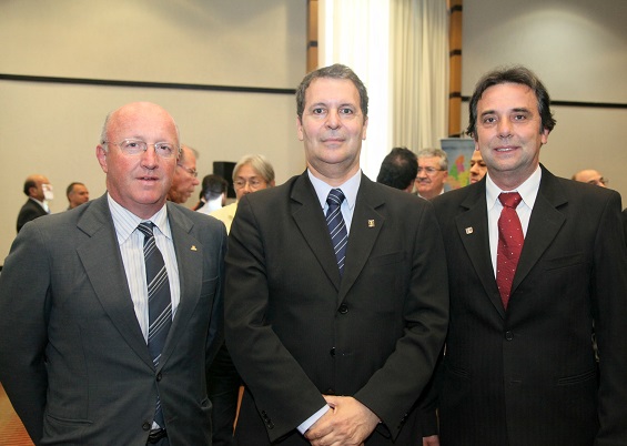 Empossados os novos coordenadores do Colégio de Entidades Regionais do RS