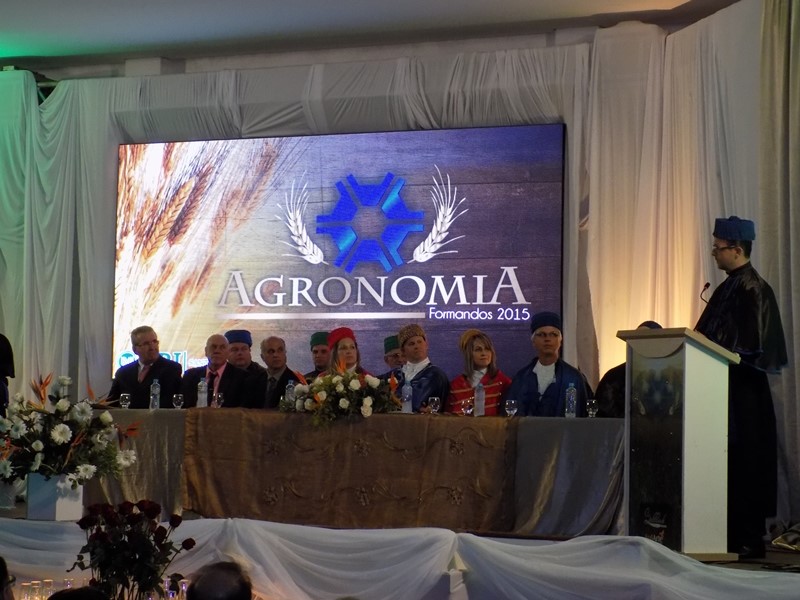 1º vice-presidente participa da Colação de Grau da Agronomia da URI