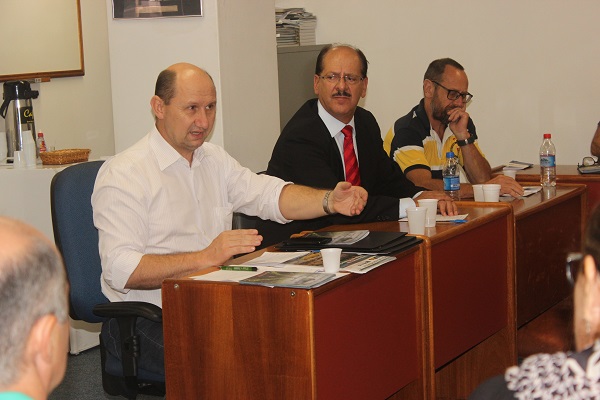 Câmara de Agronomia recebe o deputado estadual Elton Weber