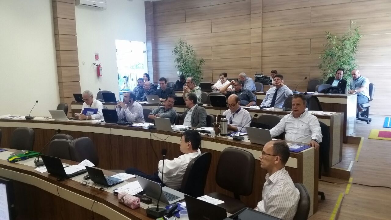 CCEEE discute atribuições profissionais em Roraima