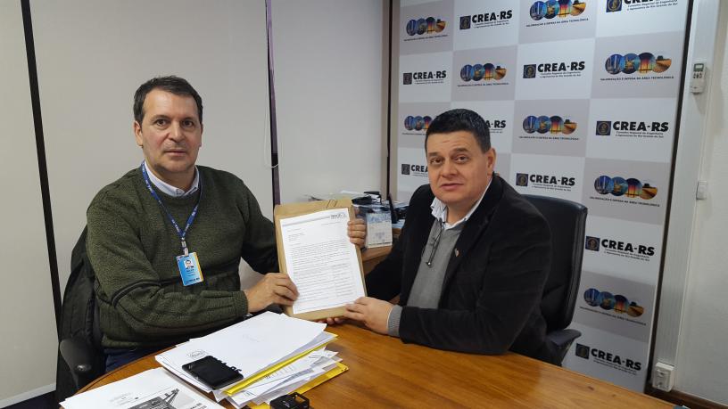 Crea recebe denúncia do Senge-RS de exercício ilegal da profissão em Santa Rosa