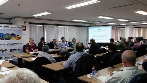 Dirigentes participam da 2ª etapa preparatória para chamamento público