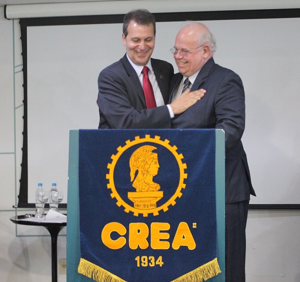 CREA-RS e Mútua celebram acordo
