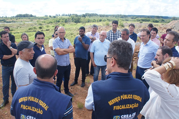 Poder público e entidades buscam retomada da obra da barragem de Arvorezinha