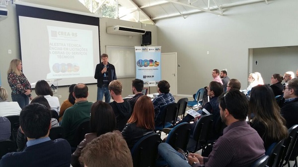 Palestra sobre licitação em obras e serviços reúne profissionais em Lajeado
