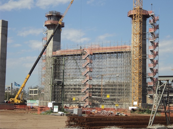 Presidente do Fórum de Infraestrutura fala sobre preços de obras públicas