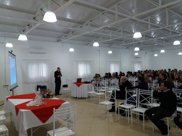 ABMS presta homenagem a geotécnico sênior, Claudio Dias