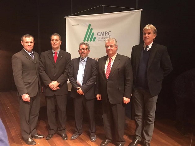 CREA-RS coordena painel sobre má gestão dos resíduos sólidos em seminário