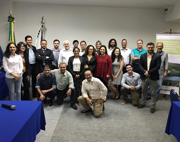 Coordenadoria da Engenharia Florestal reunida no Rio de Janeiro