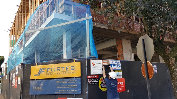 Blitz fiscaliza 80 obras na região de Santo Ângelo