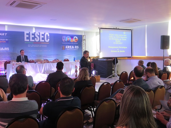 EESEC: palestra aborda Planejamento Estratégico e Sistema de Gestão