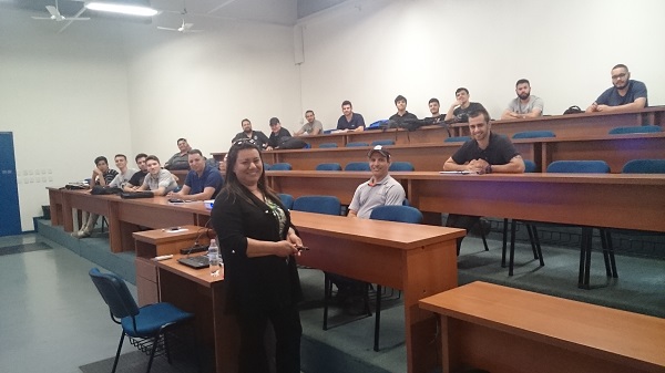 Palestras institucionais do CREA-RS apresentam Sistema Profissional a estudantes