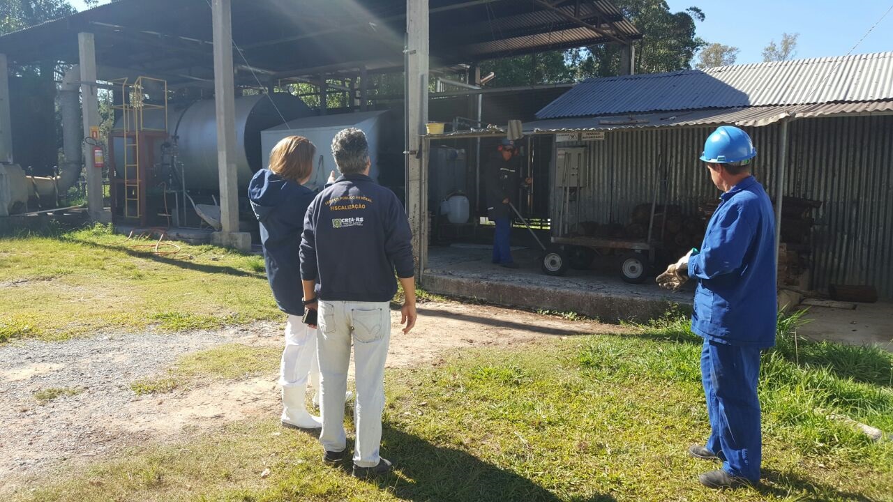Segmentos Industrial e Florestal são fiscalizados na região de São Gabriel