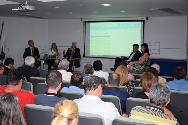 Renovação do Terço marca primeira Sessão Plenária do ano