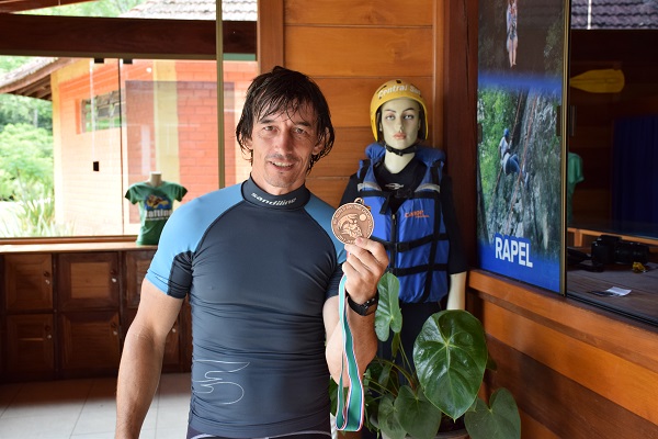 Campeão mundial de rafting em Três Coroas atende fiscalização do CREA-RS
