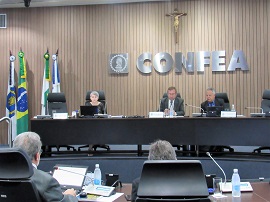 Plenário convoca participantes para o Encontro de Líderes