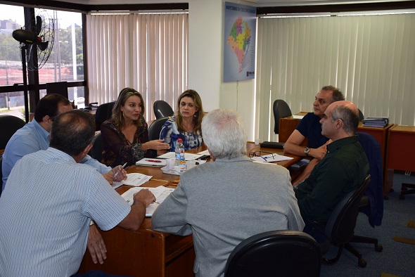 MPF/RS e Ceagro debatem anexo da norma de Receituário Agronômico