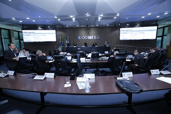 Plenário do Confea se posiciona contra a privatização do Sistema Eletrobras