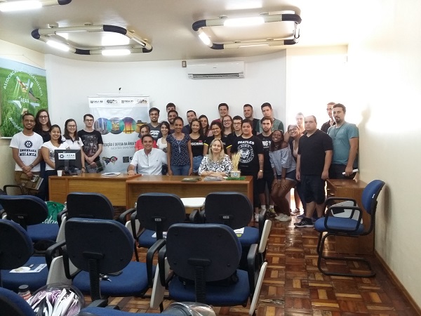 Alunos da Unipampa visitam a Inspetoria de Alegrete