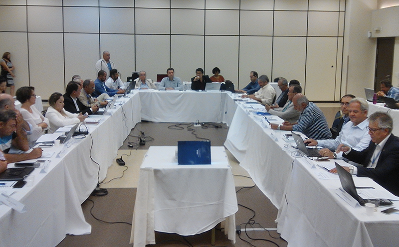 CCEAGRO debate impacto do uso de agrotóxicos