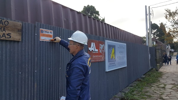 Blitz de fiscalização em Gramado e Canela alcança 202 empreendimentos