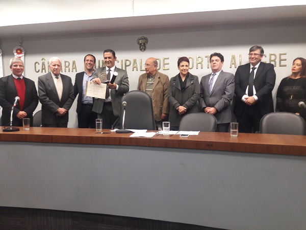Eng. Civil Carlos Bulhões é homenageado na Câmara de Vereadores de Porto Alegre