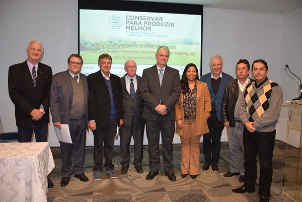 Sargs e Syngenta celebram parceria na conservação de solo e água