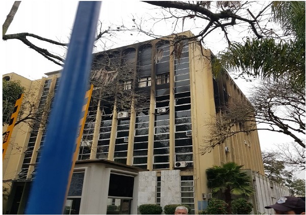 CREA-RS realiza fiscalização em prédio da Emater em Porto Alegre