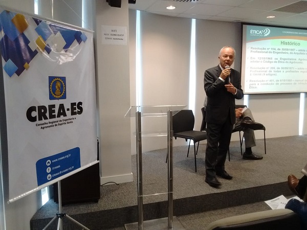 CREA-ES sedia Seminário Nacional de Ética