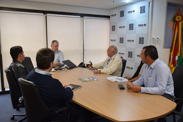 Licenciamento ambiental da Fepam é tema de reunião do CREA-RS