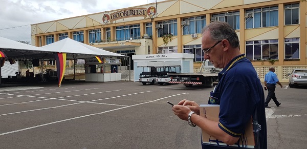 Área civil e Parque da Oktoberfest em Santa Cruz do Sul são alvo de fiscalização