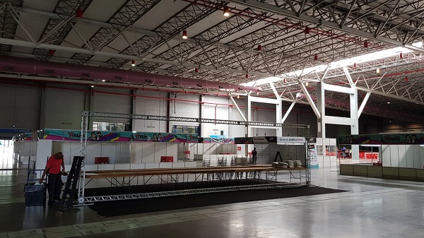 CREA-RS fiscaliza montagem de feira voltada ao universo geek