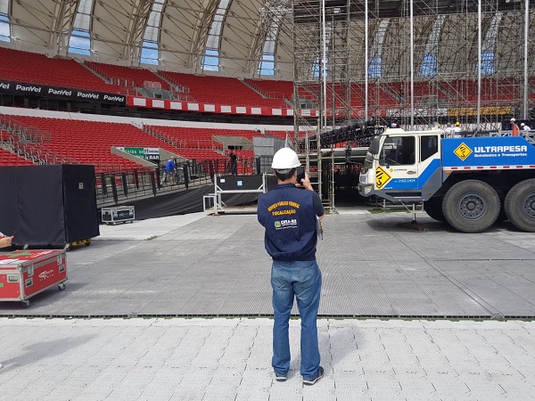 CREA-RS fiscaliza montagem do show de Roger Waters no Estádio Beira-Rio