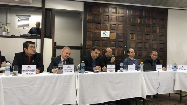 Debate sobre o EaD é destaque na reunião da CCEAGRO