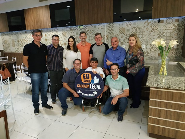 Inspetoria de Novo Hamburgo firma parceria com o Projeto Calçada Legal