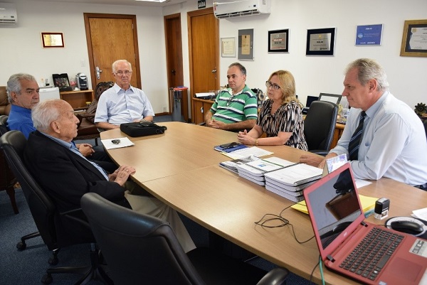 Diretoria da Sergs visita CREA-RS