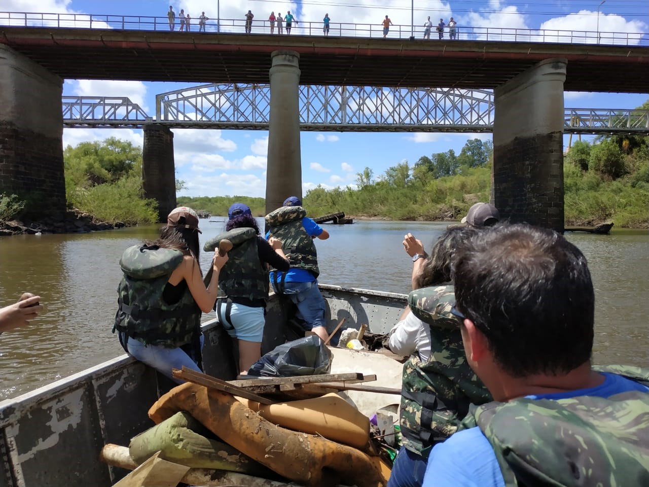 AEAA e SEAA formam equipe do CBH Ibicuí na 11ª Regata Ecológica do Ibirapuitã