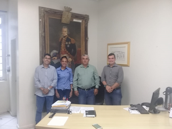 Inspetores visitam Câmara de Vereadores de Alegrete