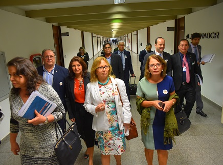 Parlamentares apoiam ação de presidentes de Creas