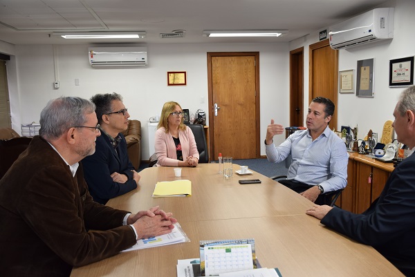 Em visita ao CREA, Nagelstein busca participação em debate do PDUA da Capital