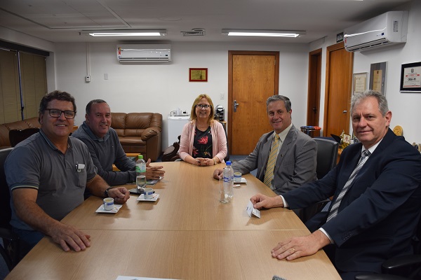 Prefeito de Pedras Altas visita o CREA-RS