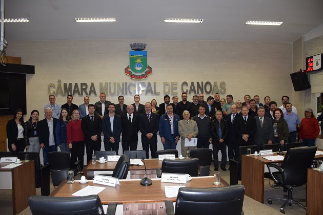 Câmara de Canoas homenageia CREA-RS pela passagem dos 85 anos de fundação