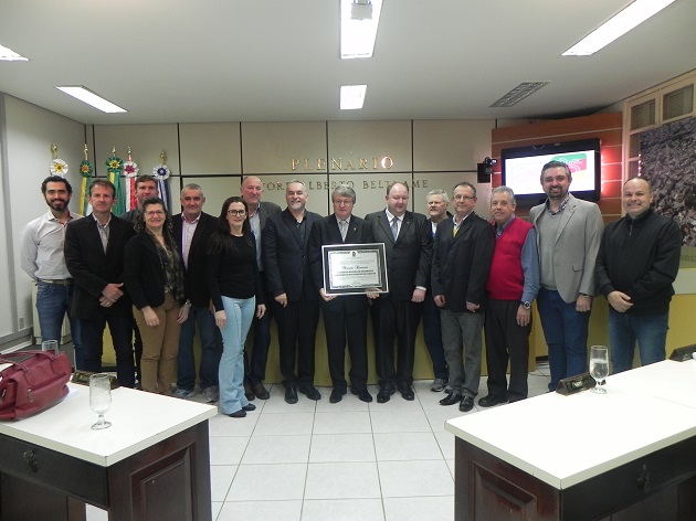 Câmara de Santa Rosa presta homenagens ao CREA-RS pelos 85 anos de sua criação