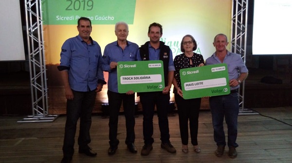 Projeto Troca Solidária, Sustentável e Social da AEAA recebe recursos da Sicredi