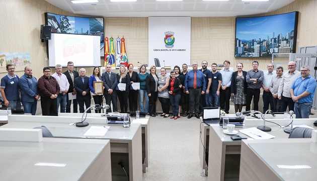 Câmara de Novo Hamburgo homenageia os 85 anos do CREA-RS