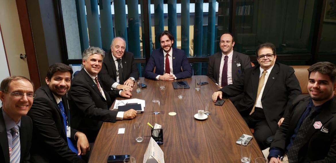 Comissão de Educação e Atribuição Profissional leva demanda ao Legislativo