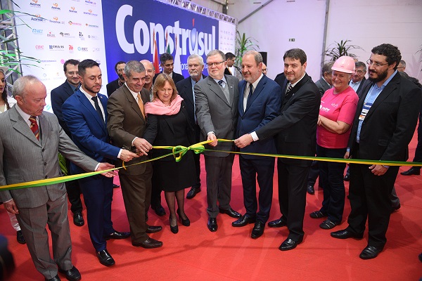 22ª Construsul começa com expectativa de retomada do setor de construção civil