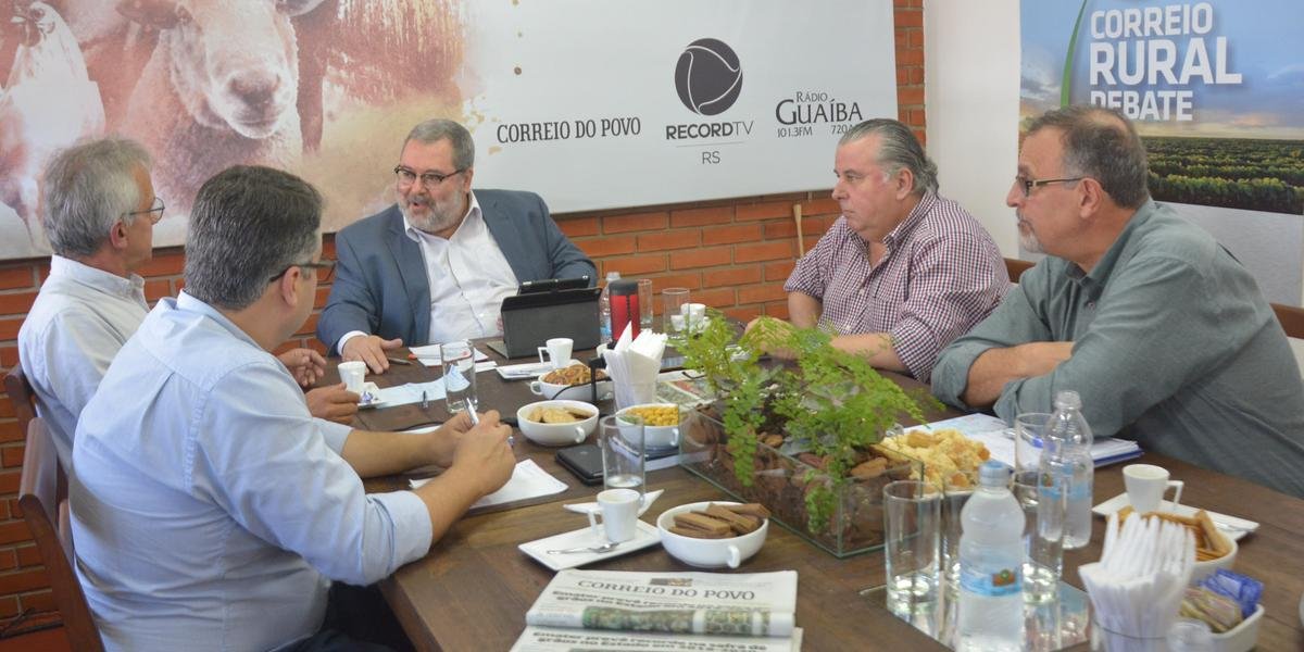 Coordenador da Agronomia participa de debate do Correio do Povo
